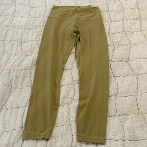 Lululemon Athletica light Olive Leggings size 4 25” inseam
